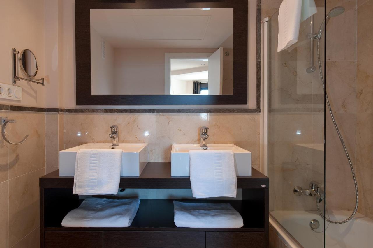 Apartamento Vista Mar Frontal Garaje Y Wifi Torrox Eksteriør billede