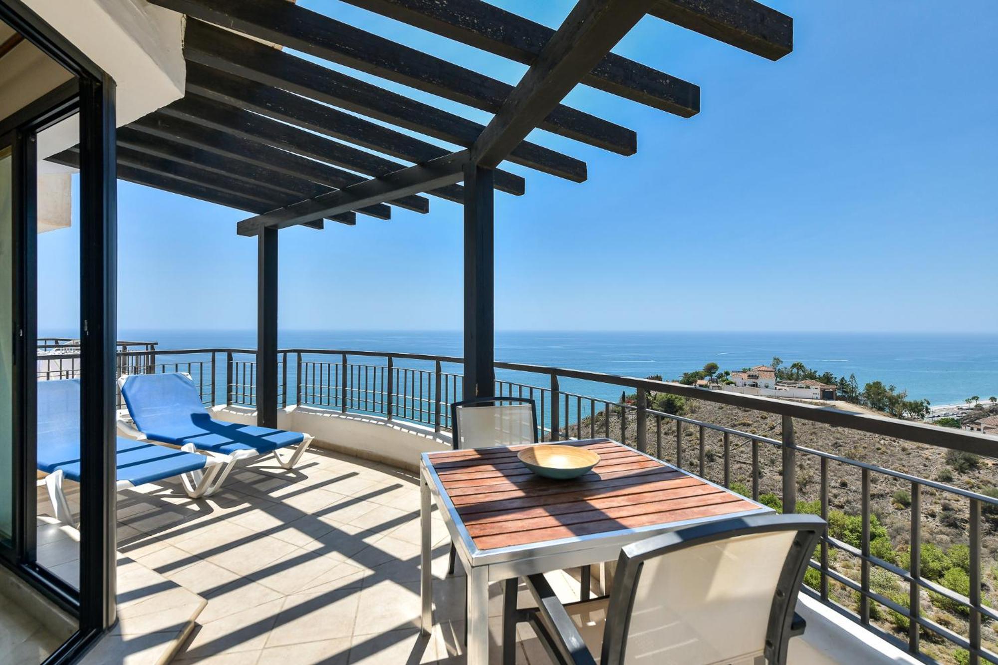 Apartamento Vista Mar Frontal Garaje Y Wifi Torrox Eksteriør billede